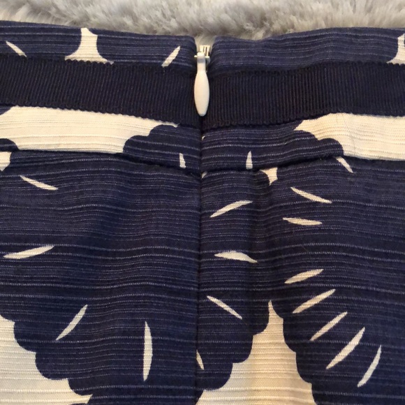 Boden Navy and Cream skirt NEW. NEVER WORN - Picture 4 of 5